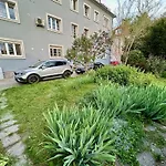 Milet Style And Spacy 2 Room Apartment With Ac In Bratislava Nivy